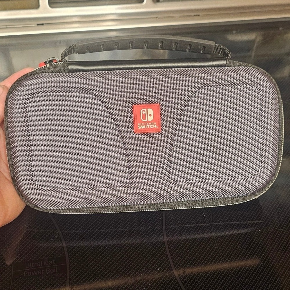 Nintendo Switch Hard Shell Carrying Case Gray Travel Protective Cover Handle